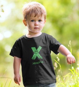 Xenopus Octopus,Boys Cotton Text Print Tshirt (black)