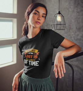 HopOfferGetting Lost Black Round Neck Cotton Half Sleeved Women's T-Shirt with Printed Graphics